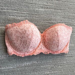 36DD Victoria’s Secret strapless bra🧡